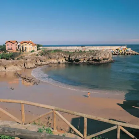 Viviendas Turisticas Los Cubos De Llanes 3 Exterior photo